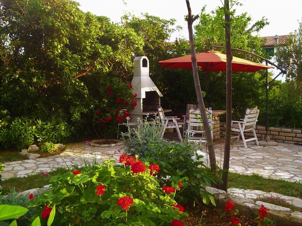 Apartmani Milena Barbat na Rabu المظهر الخارجي الصورة