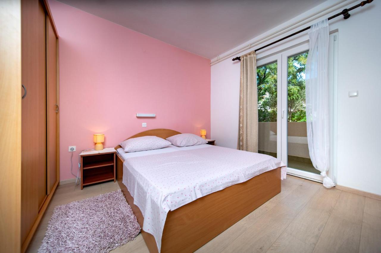 Apartmani Milena Barbat na Rabu المظهر الخارجي الصورة
